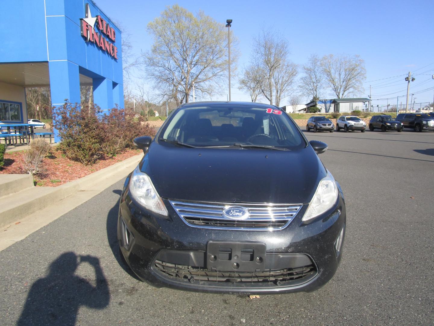 2013 BLACK /Black / Cloth Ford Fiesta SE Sedan (3FADP4BJ5DM) with an 1.6L L4 DOHC 16V engine, located at 1814 Albert Pike Road, Hot Springs, AR, 71913, (501) 623-1717, 34.494228, -93.094070 - Photo#1